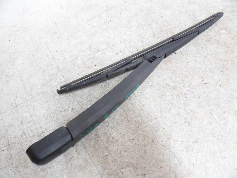 HYUNDAI I40 ESTATE 2014 REAR BACK TAILGATE BOOT WIPER ARM BLADE SET