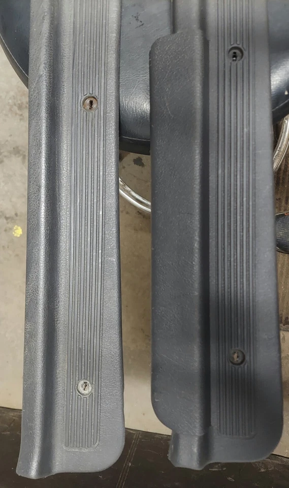 91-99 Dodge Stealth Mitsubishi 3000GT OEM Scuff Plate Pair Black Foto 2 de 4