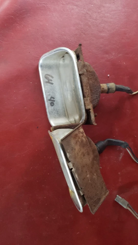 1964 Mercury Comet Front Bumper Park Parking Light Housing Turn Signal Bracket - Image 4 of 4