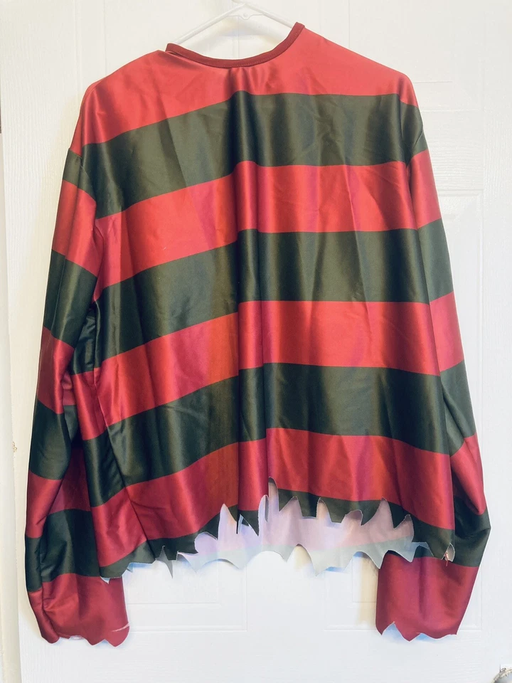 Pesadilla en Elm Street Freddy Krueger Adulto Hombre Disfraz Estándar Con Garra Foto 3 de 4