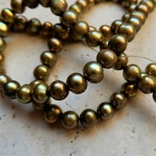 4mm Olive Green Freshwater Pearl round potato Beads, 85 beads for jewelry making
