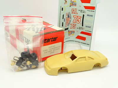 Starter Kit Zum Zusammenbauen 1/43 - Ford Thunderbird Factory Stores Nascar 1994