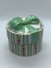 Ardleigh Elliott Music Box Dream Come True 5th A Mother’s Love Porcelain Vintage