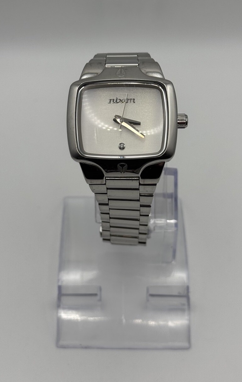 Nixon Vip Pass The Small Player S-Steel Silver Tone Wrist Watch New Battery