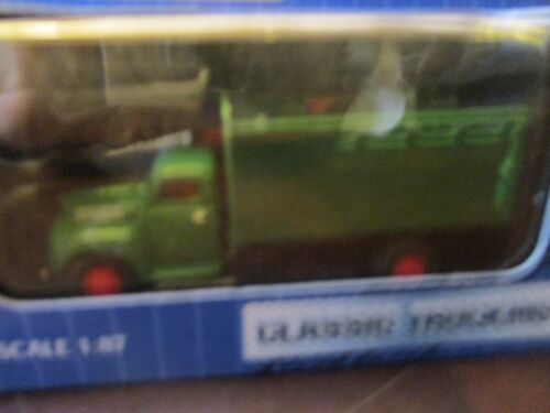 HO Scale IMEX American Classic Trucks, No Name. Diecast 1/87. #870031 - Picture 2 of 3