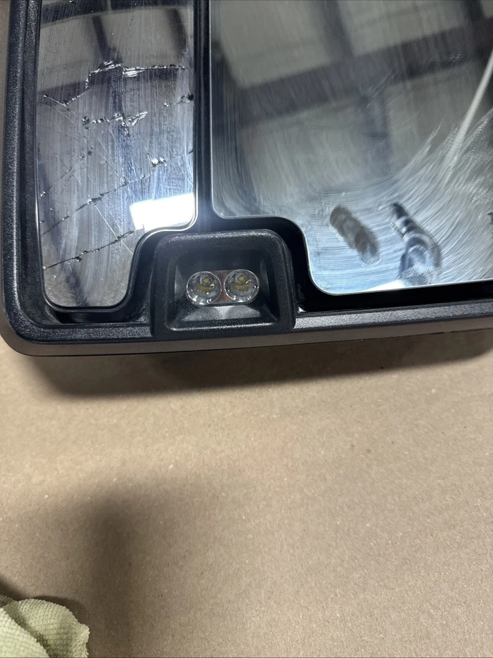 Espejo retrovisor de puerta de remolque Silverado GMC Sierra 2500HD 2020-25 señal derecha OEM *dañado Foto 2 de 4