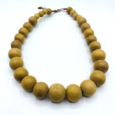 ZAD Light Brown Wood Graduated Bead Necklace 20”
