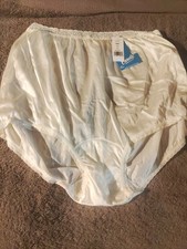 Carole 100 Nylon Brief Panties Size 11 - Style 945 - Ivory