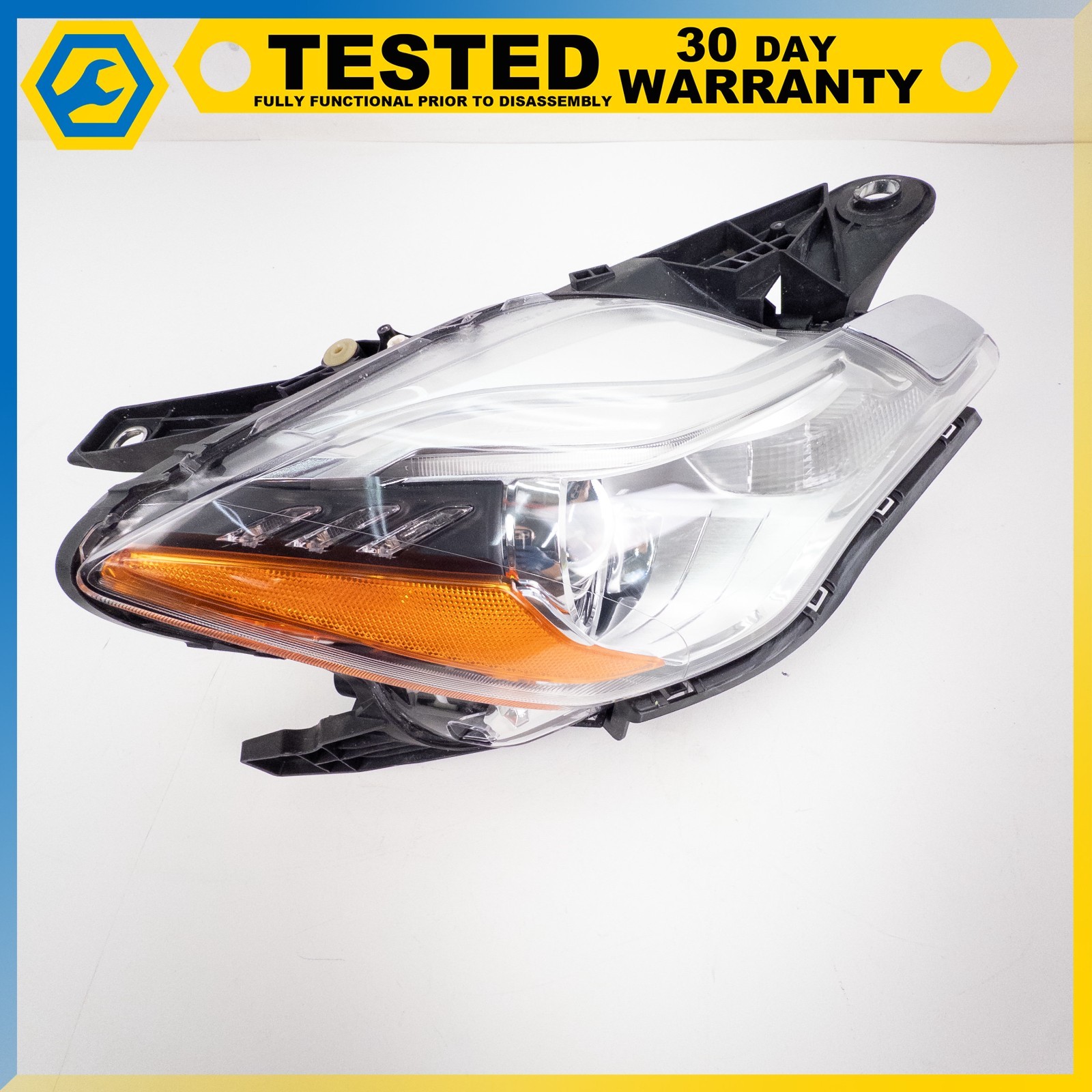 Maserati Quattroporte 2014-2017 Front Right Headlight