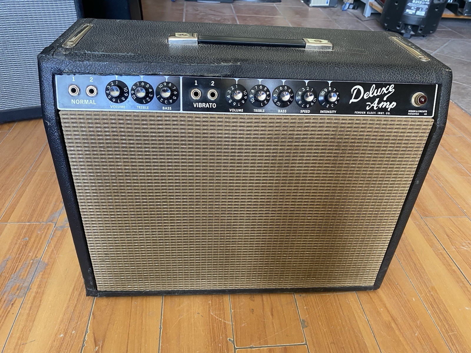 Vintage Fender Deluxe Amplifier  1964 Black Face AB763
