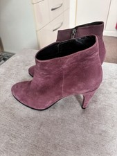 Women’s Ecco Suede Plum/burgundy Ankle Boots Zip Up Size 6