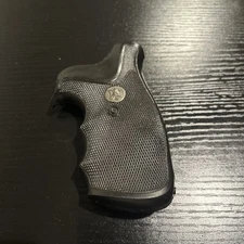 Pachmayr Gripper Smith & Wesson N Frame 1 Grip