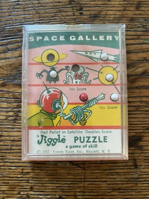 1957 SPACE GALLERY Jiggle Puzzle Game Of Skill Atomic Ray Gun 3x2.5 inches
