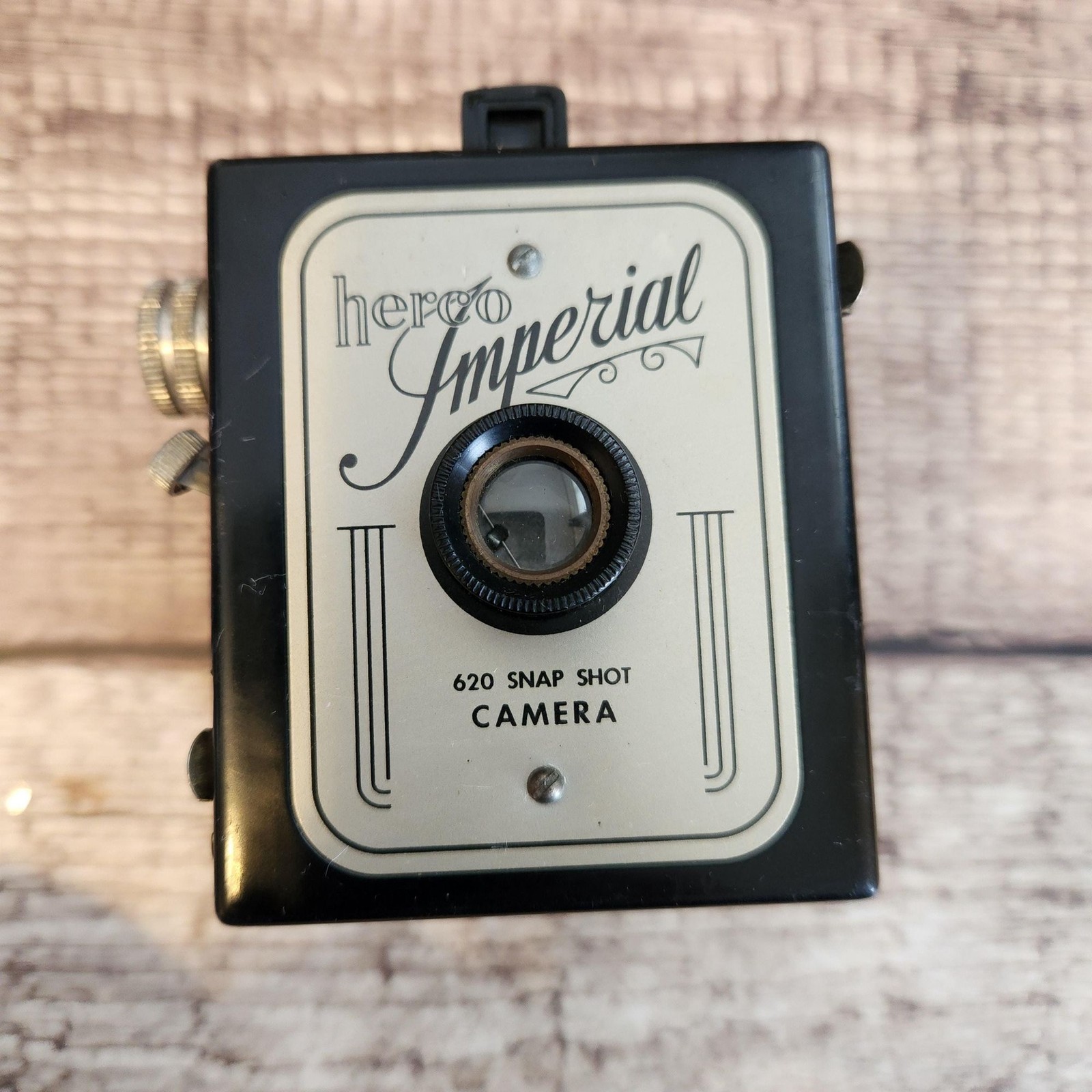 Herco HTF Imperial 620 Snap Shot Camera w Flash Reflector Untested Shelf Decor 