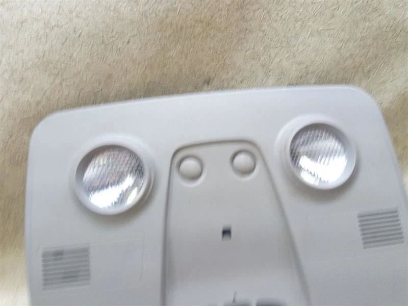 Dome Light Homelink 灰色 适合 2007 - 2017 雪佛兰 TRAVERSE v71-198993 — 第 2/4 张图片