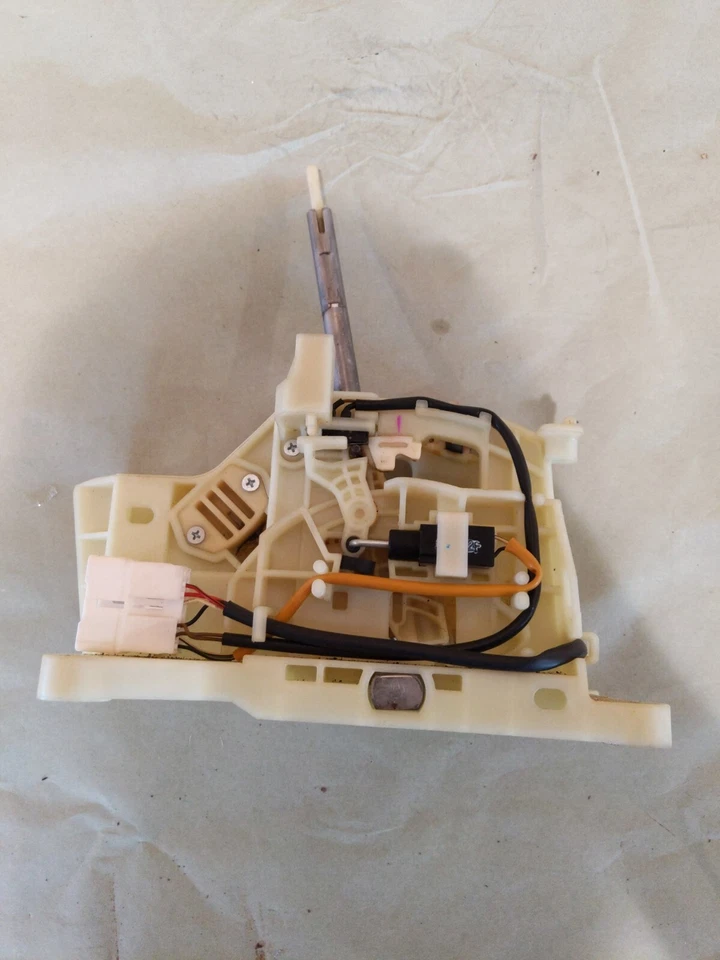 Hyundai Elantra GT 2016 16 transmisión conjunto de cambio de piso 46700-A5200 OEM Foto 3 de 4