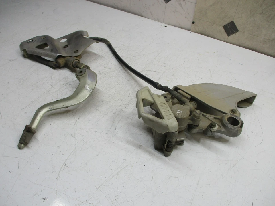 Yamaha yz426f yz 426 f 2000 00 Pinza de freno trasera cilindro maestro línea de pedal. Foto 3 de 4