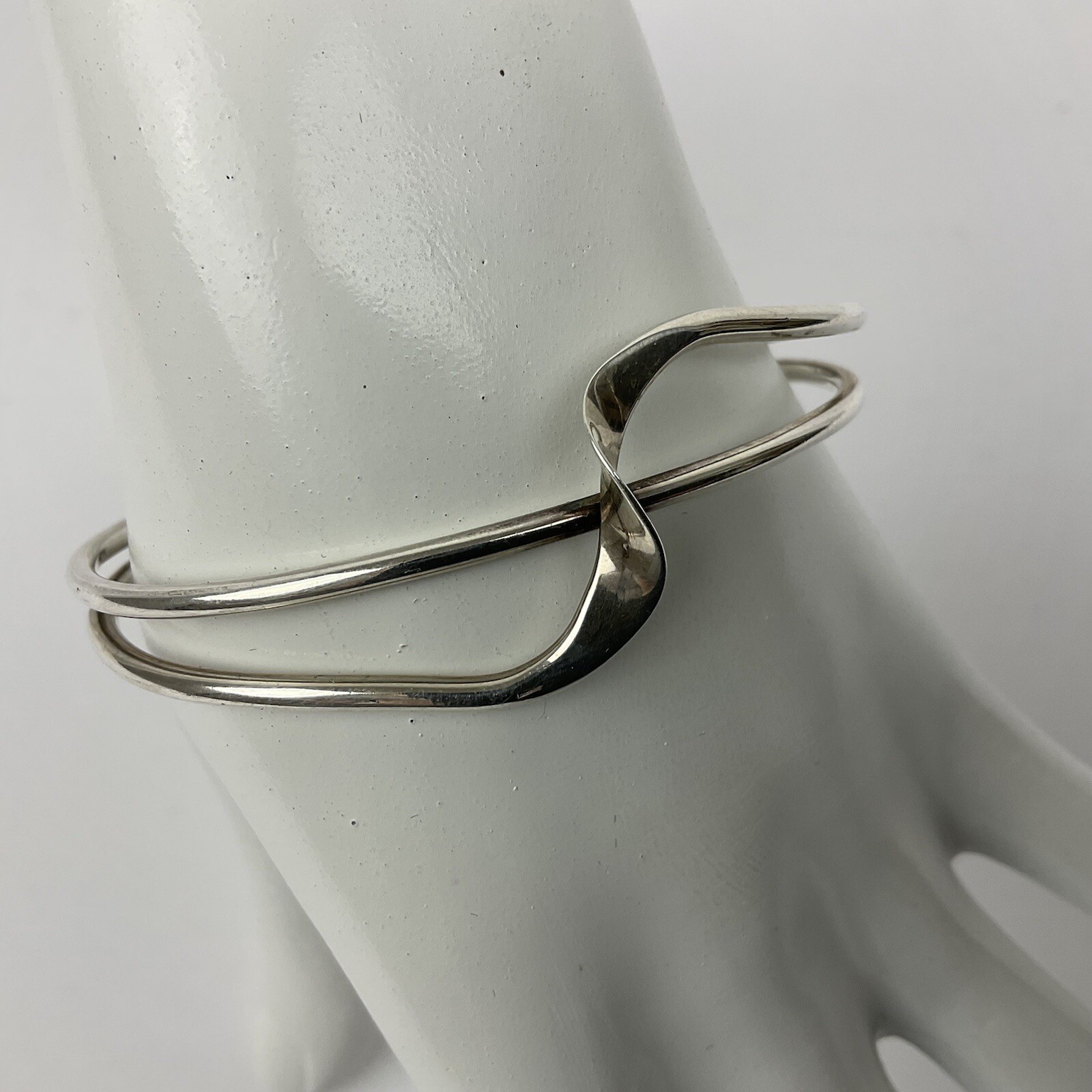 Sterling Silver Designer Cuff Bracelet Modernist Flui… Gem