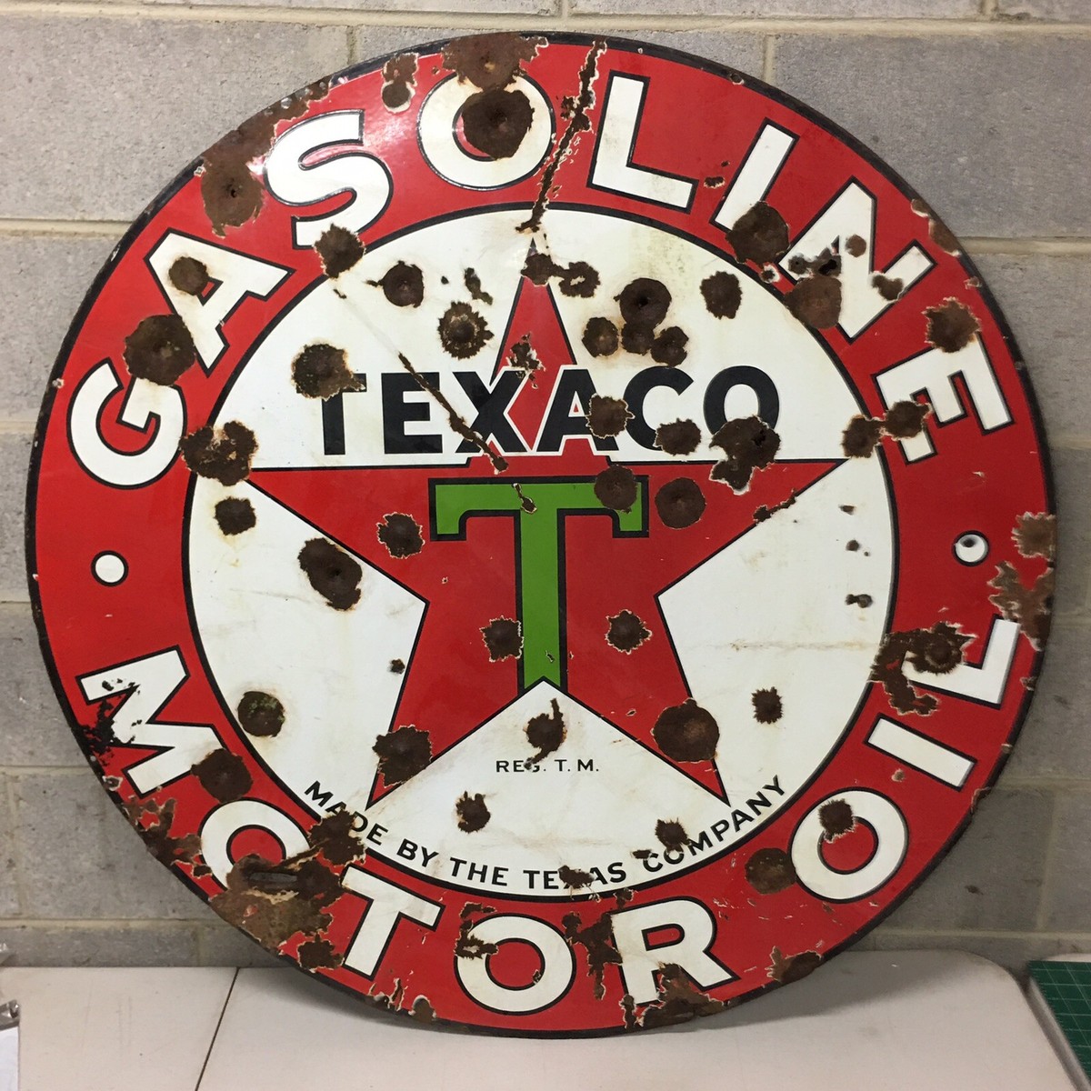 Rare 1932 Vintage TEXACO Porcelain 42” Double sided Sign gas oil