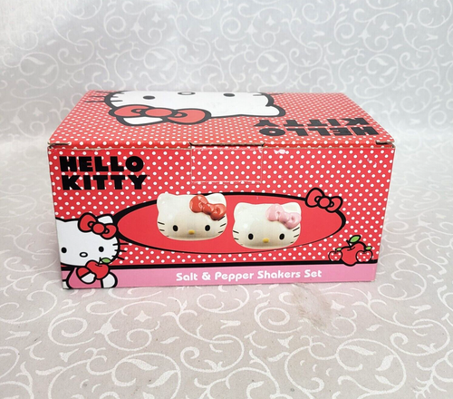 Hello Kitty Salt and Pepper Shakers New open Box 2013 - Picture 4 of 11