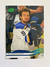 2025-26 Upper Deck Series 2 Holiday Exclusive Easter Green #406 Alexandre Texier