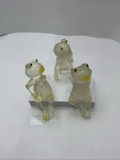3 pcs Glow In The Dark Frog Figurines Vibrant Resin Decor For Your Home 4 Inch