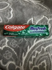 Colgate Max Fresh Whitening With Mini Breath Strips Toothpaste And - 6.3 oz