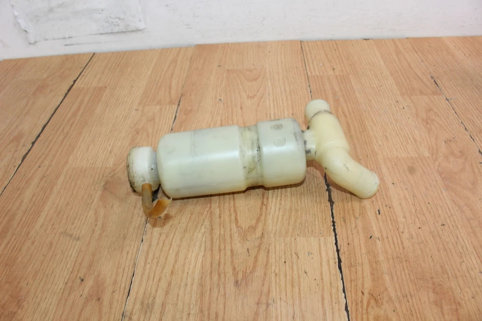 Arctic Cat M8 2007 tanque de refrigerante sin tapa Foto 2 de 4