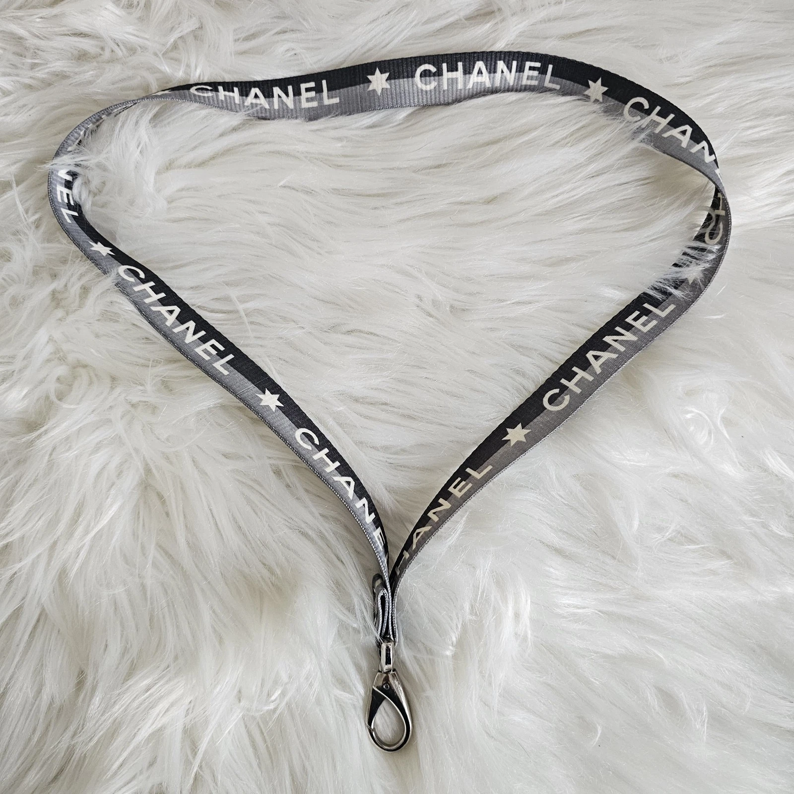 Chanel — CHANEL 01P Logo Neck Strap Holder Neck Strap Necklace Canvas Black gray