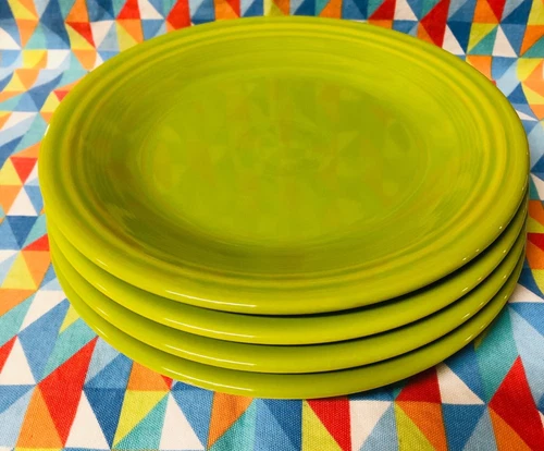 NEW 4 FIESTAWARE 10.5" Lemongrass Green set lot DINNER PLATES FIESTA ~ FREE SHIP