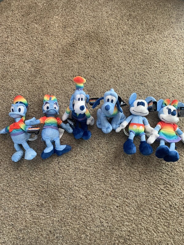 Rainbow Disney Plush Mickey Minnie Mouse, Pluto, Goofy, Daisy Donald Duck. CUTE