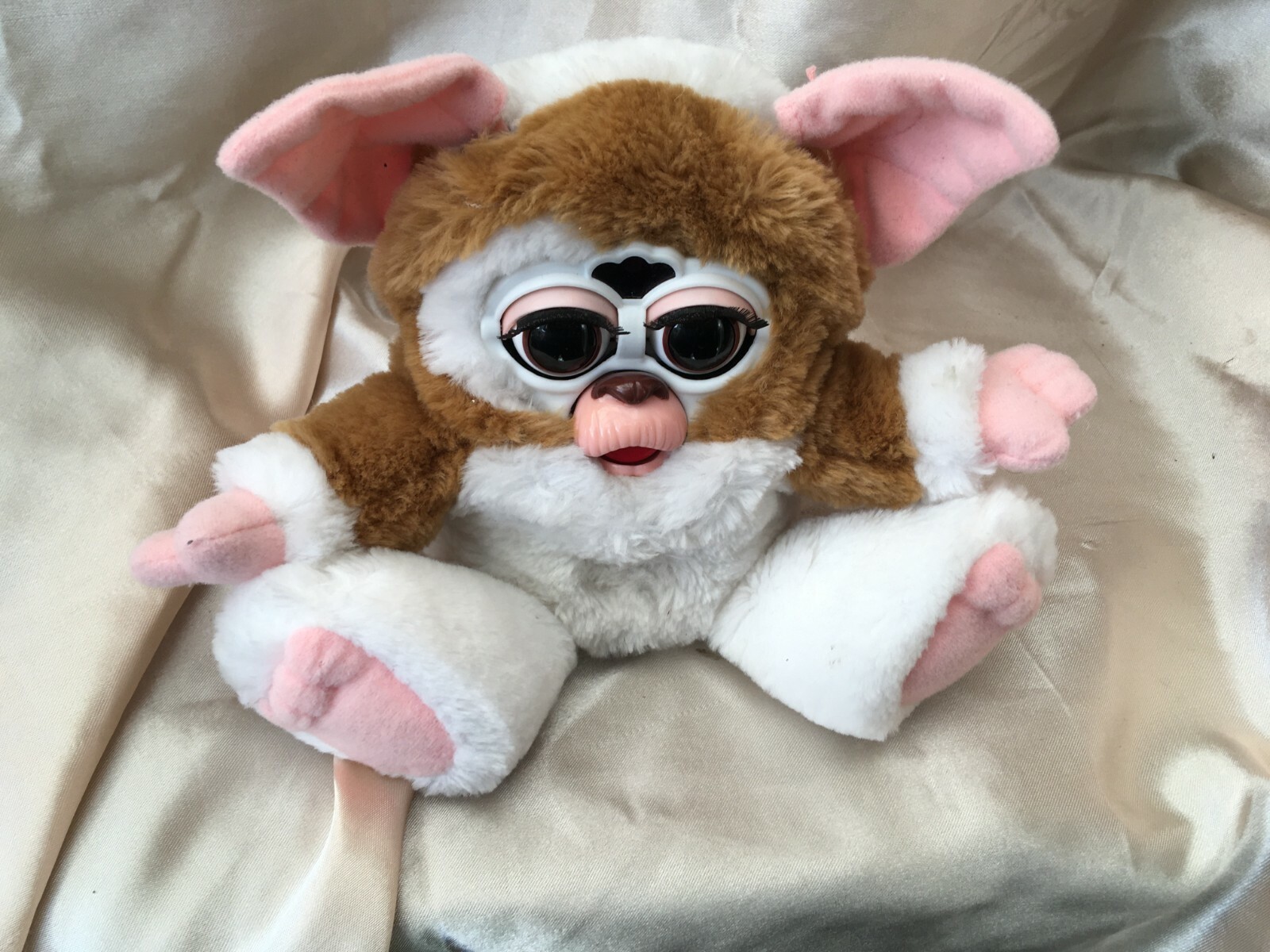 gizmo talking toy