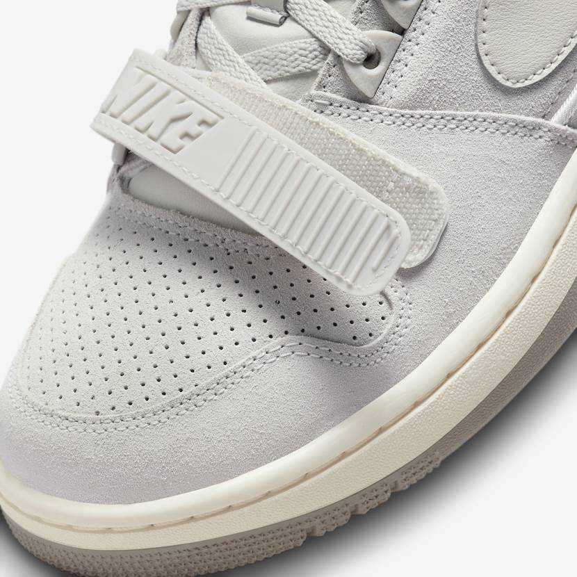 FN6594-001 Nike Air Alpha Force 88 Light Bone and Coconut  display picture 3