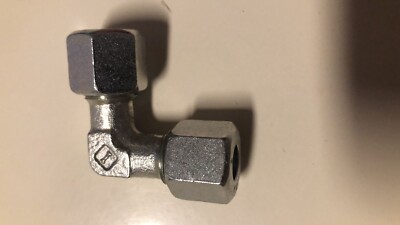 2x WABCO Verbindungs-/Verteilerstück, Drucklufttechnik 8938400540