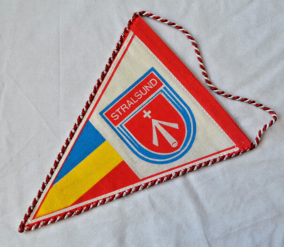 Fanion Vintage Stralsund - Allemagne De L'Est (RDA) - Armoiries Ville