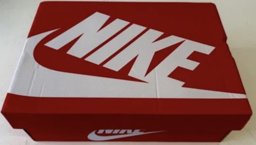 Nike P-6000 PRM GS Olive Flak Picante Red Black UK 5 New Full Box Rare image 5