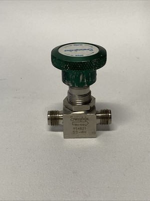 Swagelok SS-4H Bellows Sealed Valve Used, Clean Threads No Leaks YN