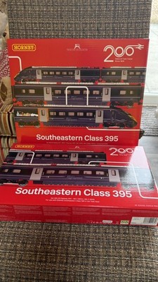 Hornby R30442 Rail 200 Southeastern Class 395 - 4 Wagen Zug Spur OO plus R40447
