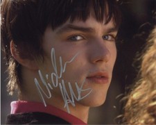 NICHOLAS HOULT - Skins GENUINE SIGNED AUTOGRAPH
