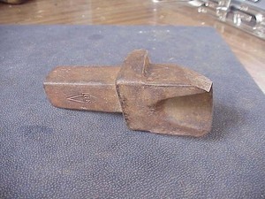 Vintage Hardy Half Round Cut Off Orig GE Forge & Tool 7/8" Farrier