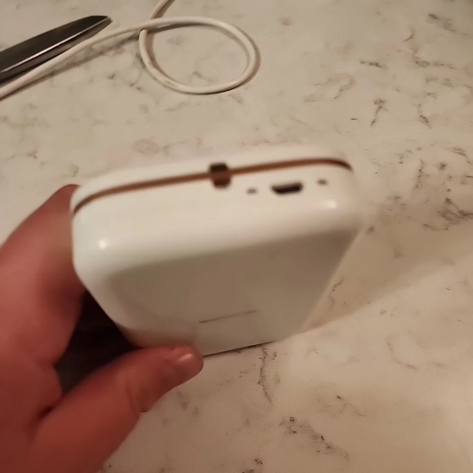 HP Sprocket Portable Photo Printer X7N07A No Charging Cable - TESTED - Image 4 of 4