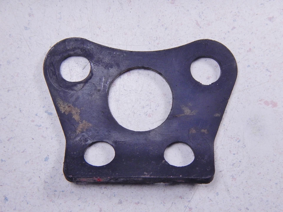 Крепежный кронштейн втулка для бензобака Honda 81-83 CR480R XR200R XR250R XR500R - Изображение 2 из 4