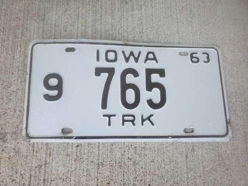 Targa in metallo iowa 1963 camion 9 765 Bremer County  - Foto 1 di 10