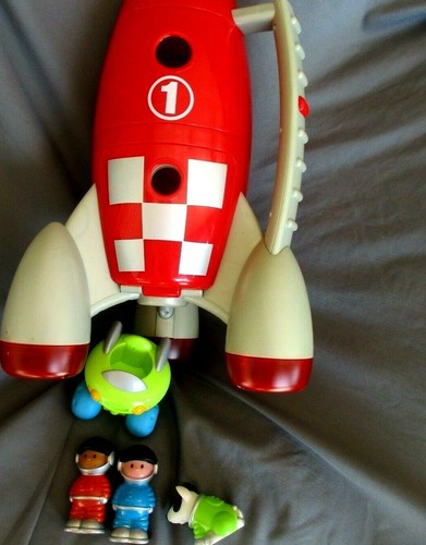 IPLAY HAPPYLAND LIFT OFF ROCKET ELC 