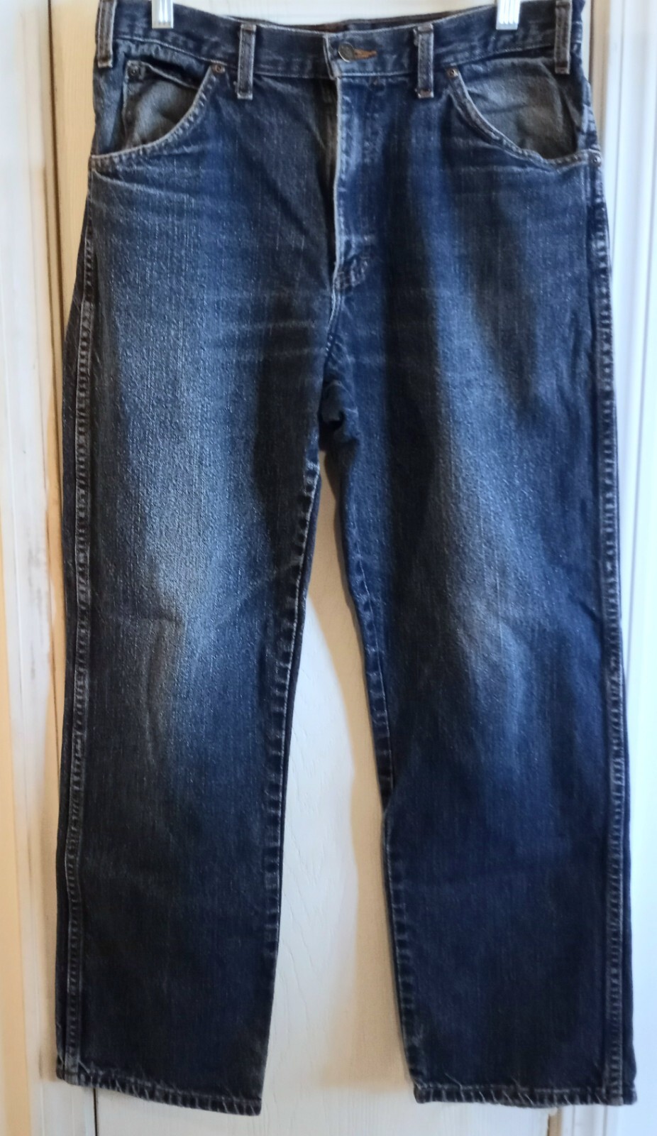 32x29 Dark Blue Wash