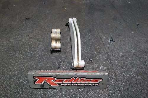 PLATE, ENGINE MOUNT UPPER RH | MODEL K7