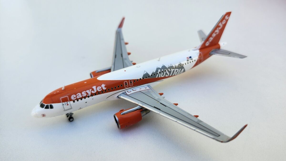 1:400 JC Wings easyJet Airbus A320-200WL OE-IVA EW4320004 1:400 JC Wings easyJet Airbus A320-200WL OE-IVA EW4320004