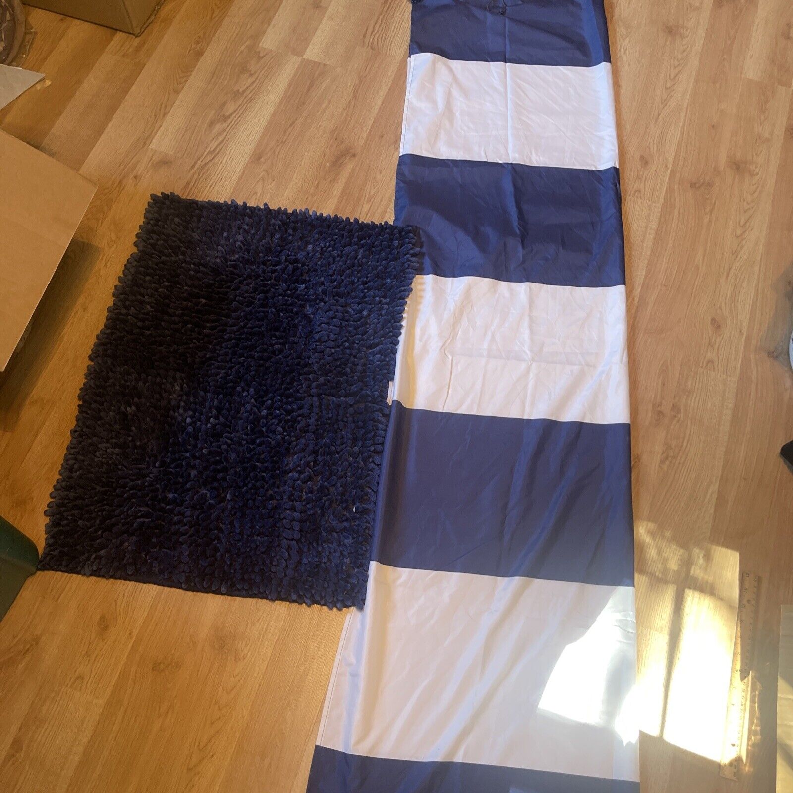 Bild 1 von 4