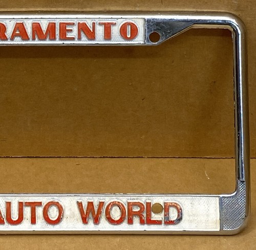 RARE DODGE “ SWIFT AUTO WORLD ” ( SACRAMENTO CA.) CAR LICENSE PLATE FRAME - 第 3/6 張圖片
