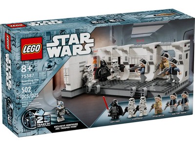 LEGO Star Wars 75387 Boarding the Tantive IV